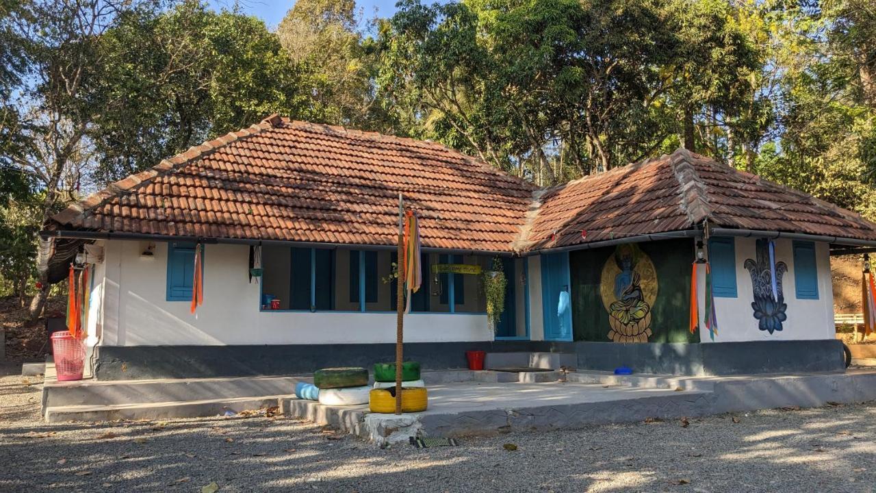Crossroads Hostel 1957 Kalpatta Exterior foto